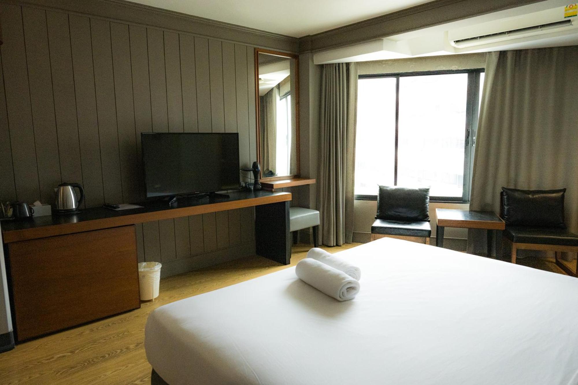 Marine Plaza Hotel Патая Екстериор снимка