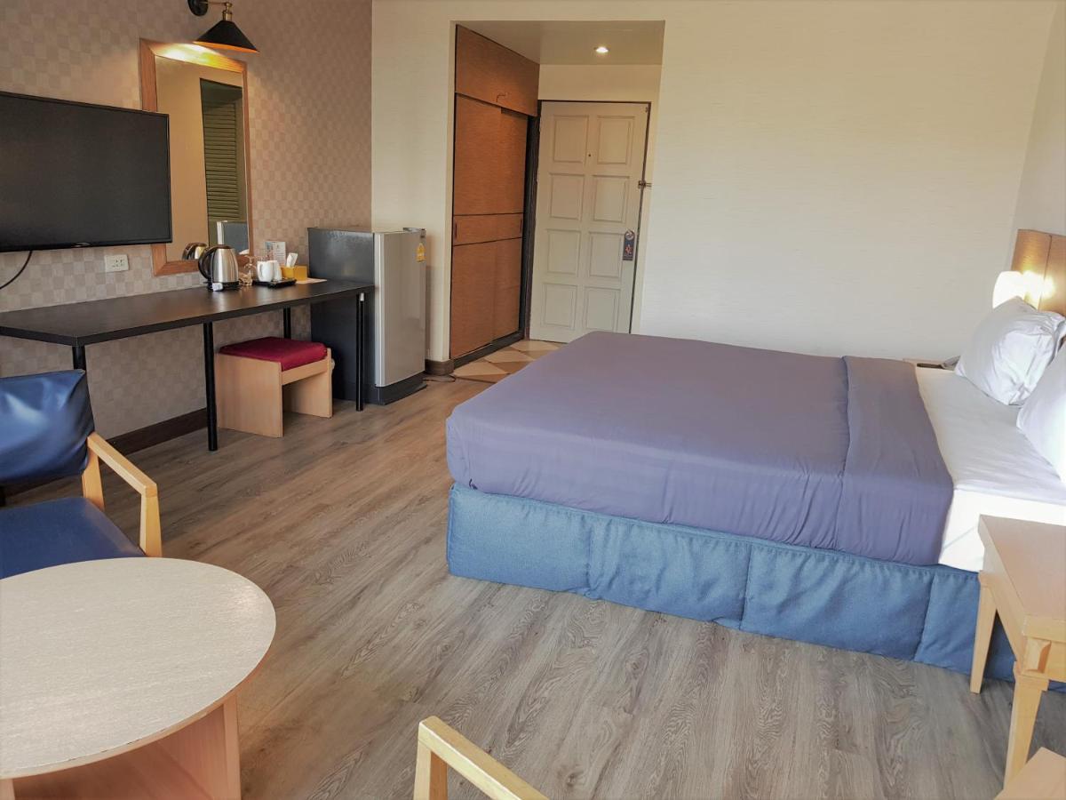 Marine Plaza Hotel Патая Екстериор снимка