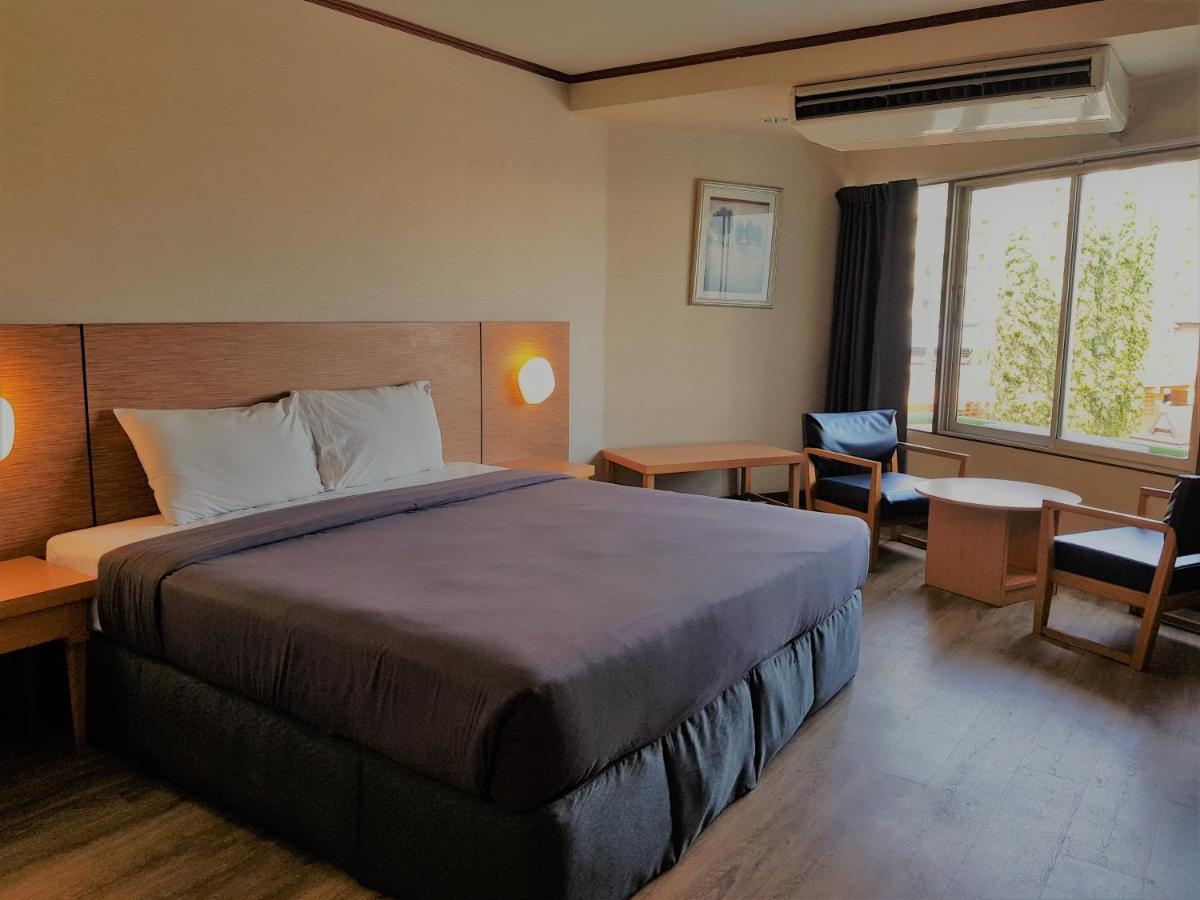 Marine Plaza Hotel Патая Екстериор снимка